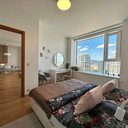 View From 27th Floor, Free Parking, Keyless Братислава