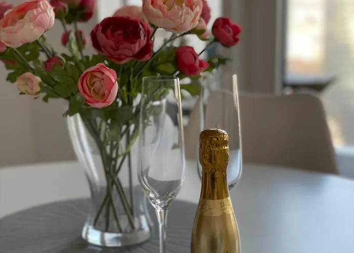 아파트 View From 27th Floor, Free Parking, Keyless 브라티슬라바