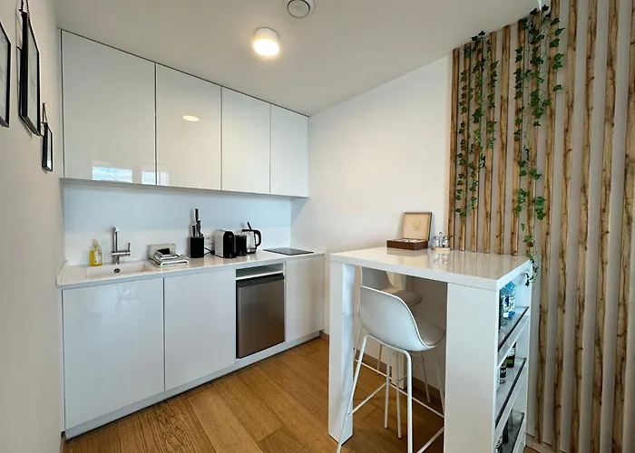 아파트 View From 27th Floor, Free Parking, Keyless